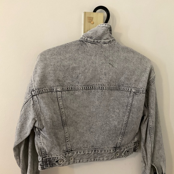 RAG & BONE
Cropped Denim Trucker Jacket - Picture 10 of 14
